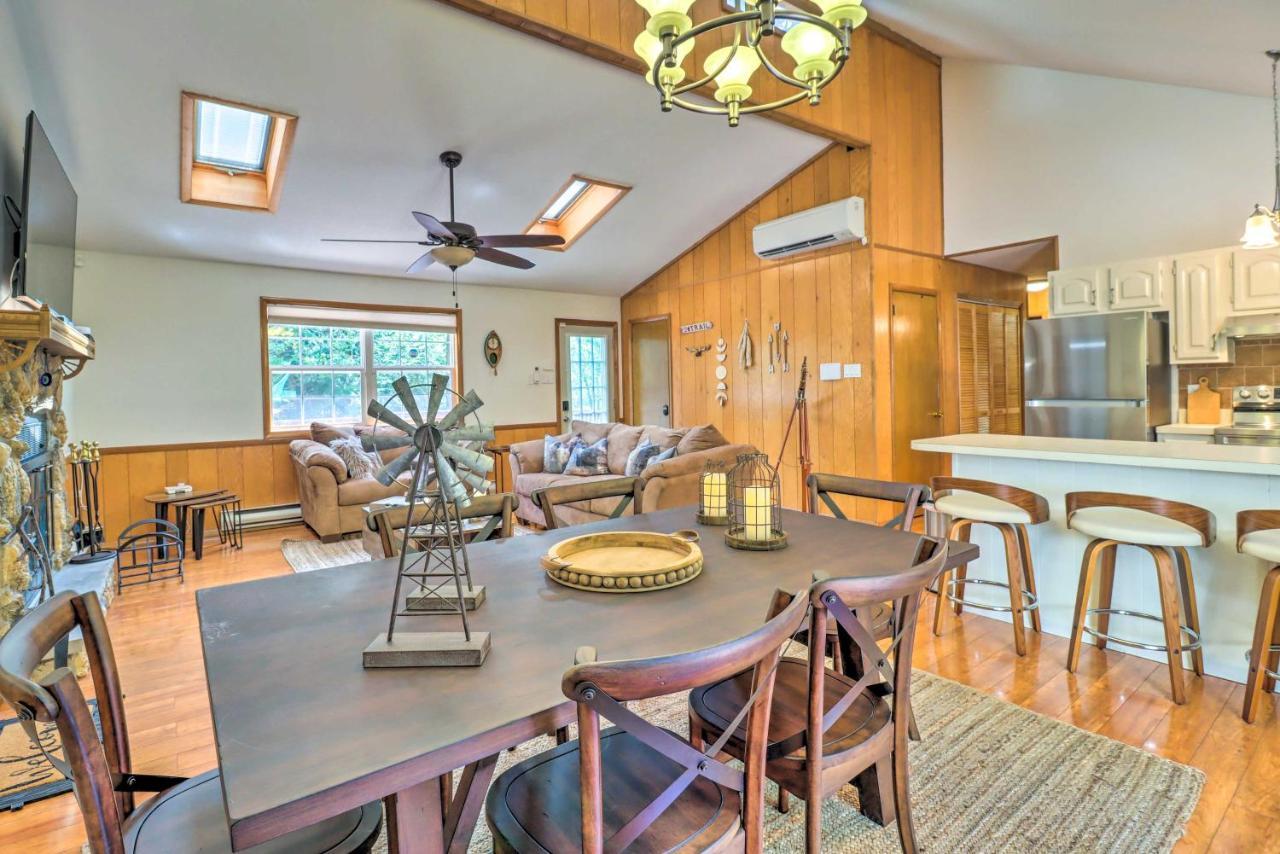 Cottage, Walk To Wolf Run Lake! * Albrightsville